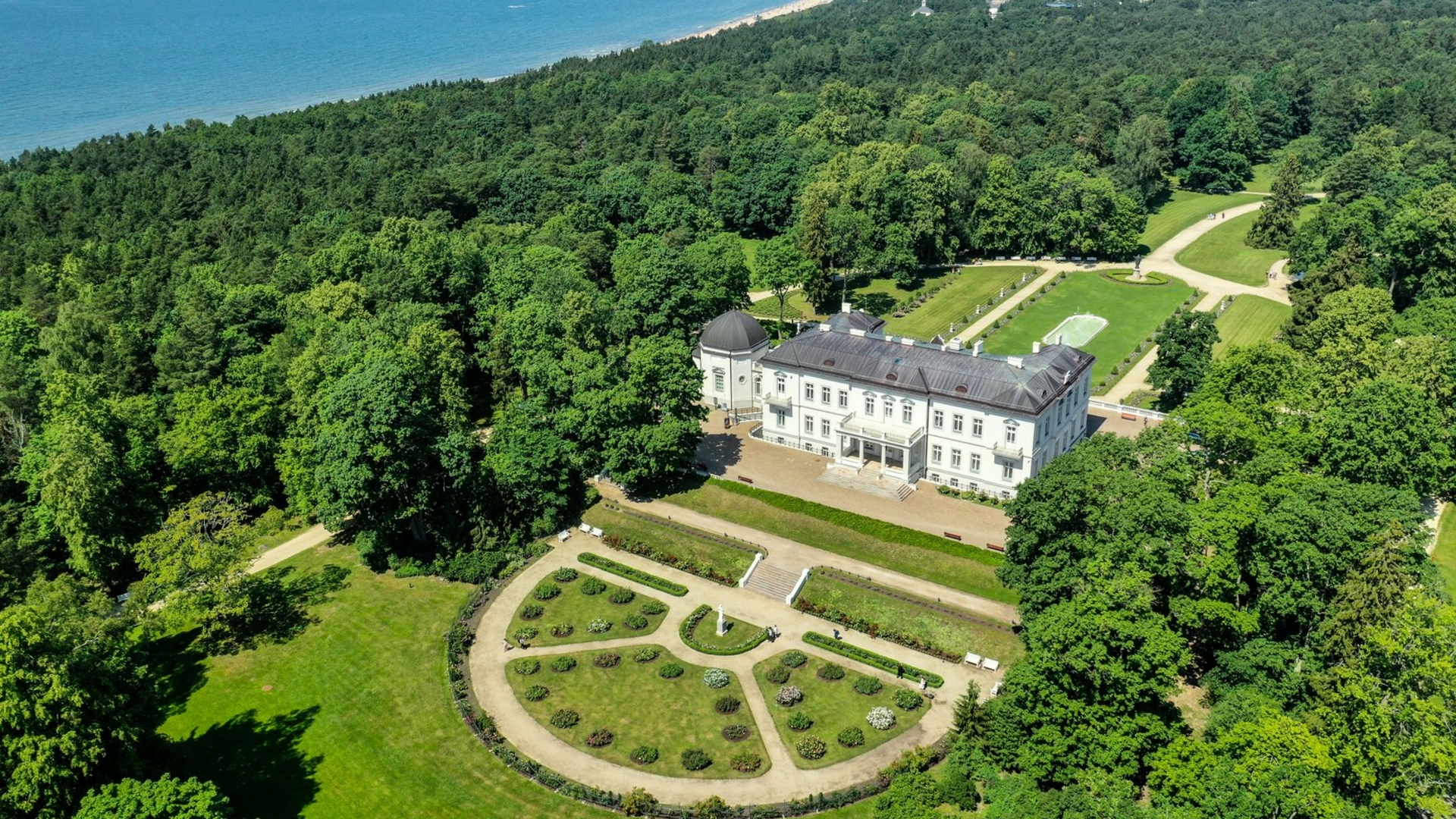 Palanga Amber Museum